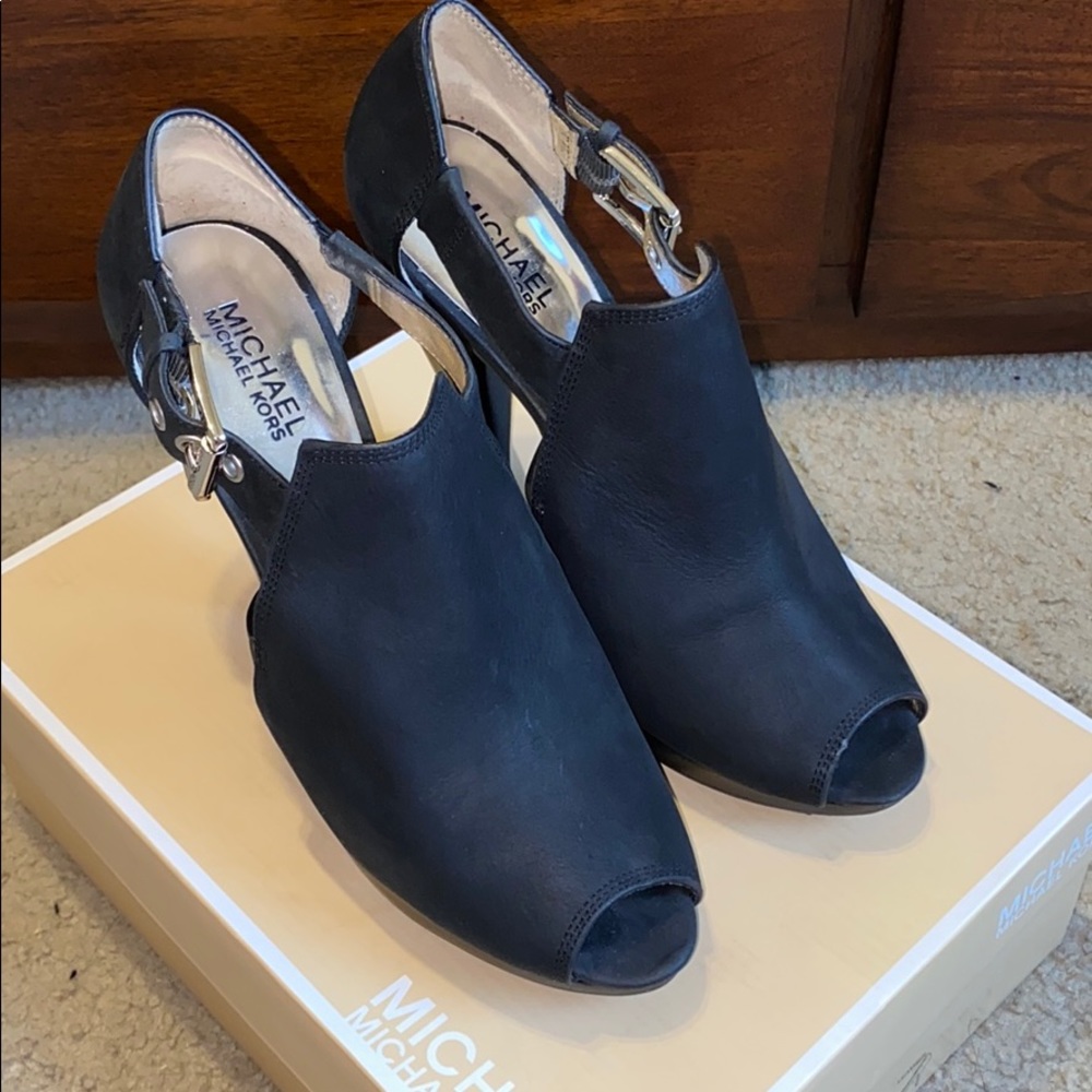 MICHAEL KORS pumps